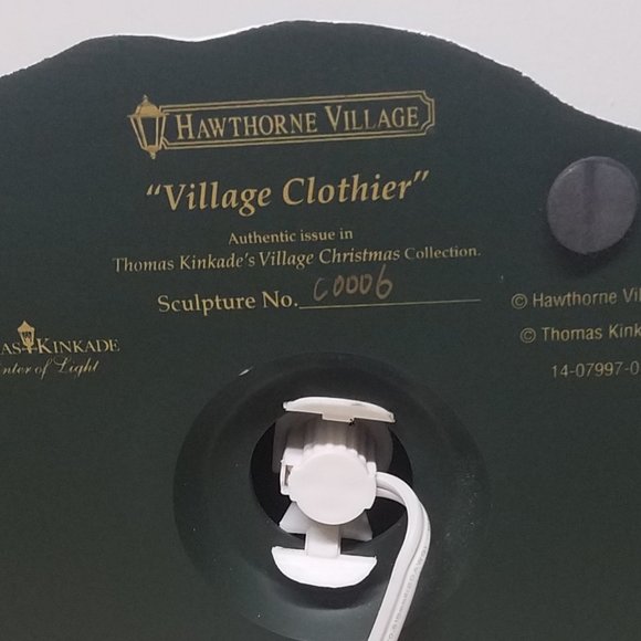 Hawthorn Village Thomas Kinkade Christmas Light Up Village Clothier - Picture 9 of 12